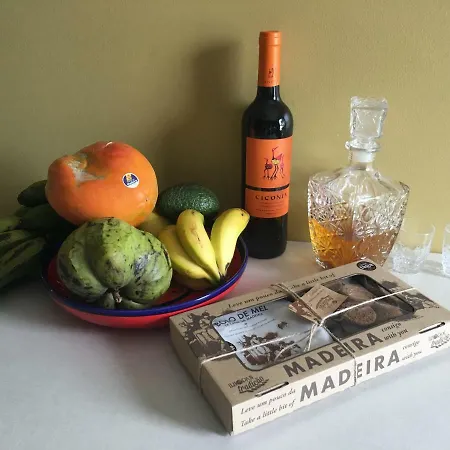 Tamariz Adventure - Sea View And Free Parking Διαμέρισμα