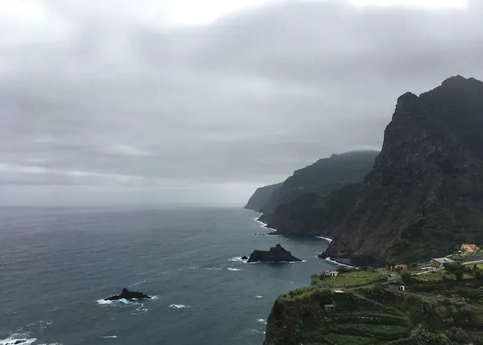 Apartment Tamariz Adventure - Sea View And Free Parking Canico (Madeira)